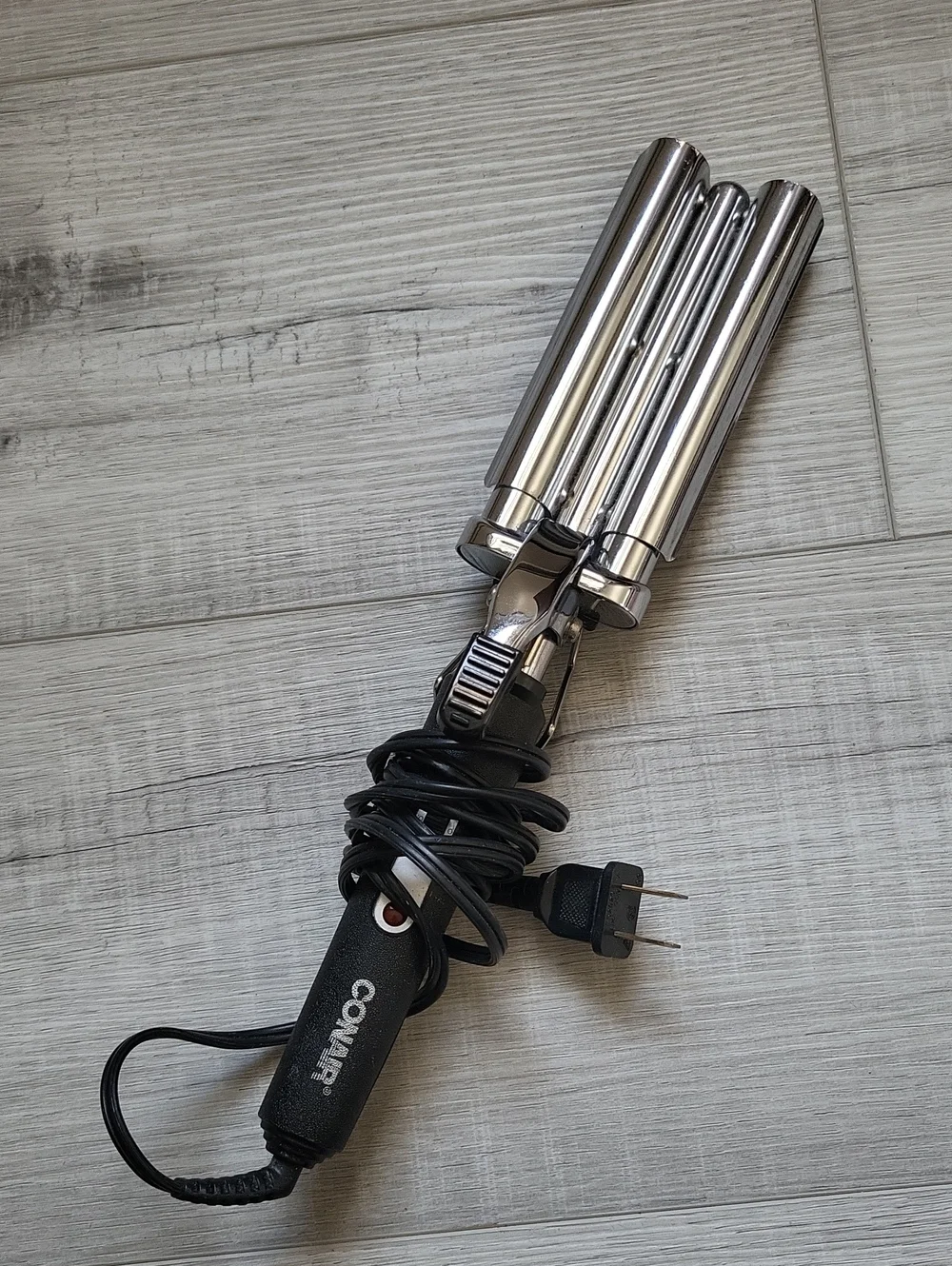 Conair Triple Barrel Waver - Black/Silver